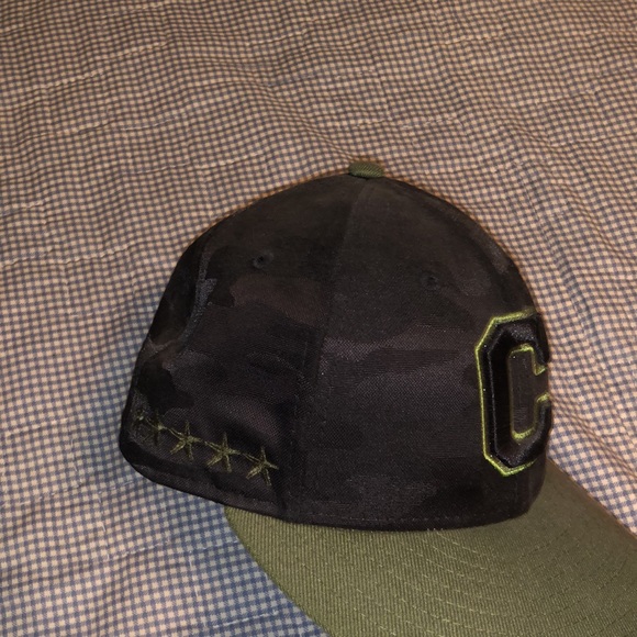 Camo salute to service Cleveland Indians hat size 7 - Picture 2 of 2